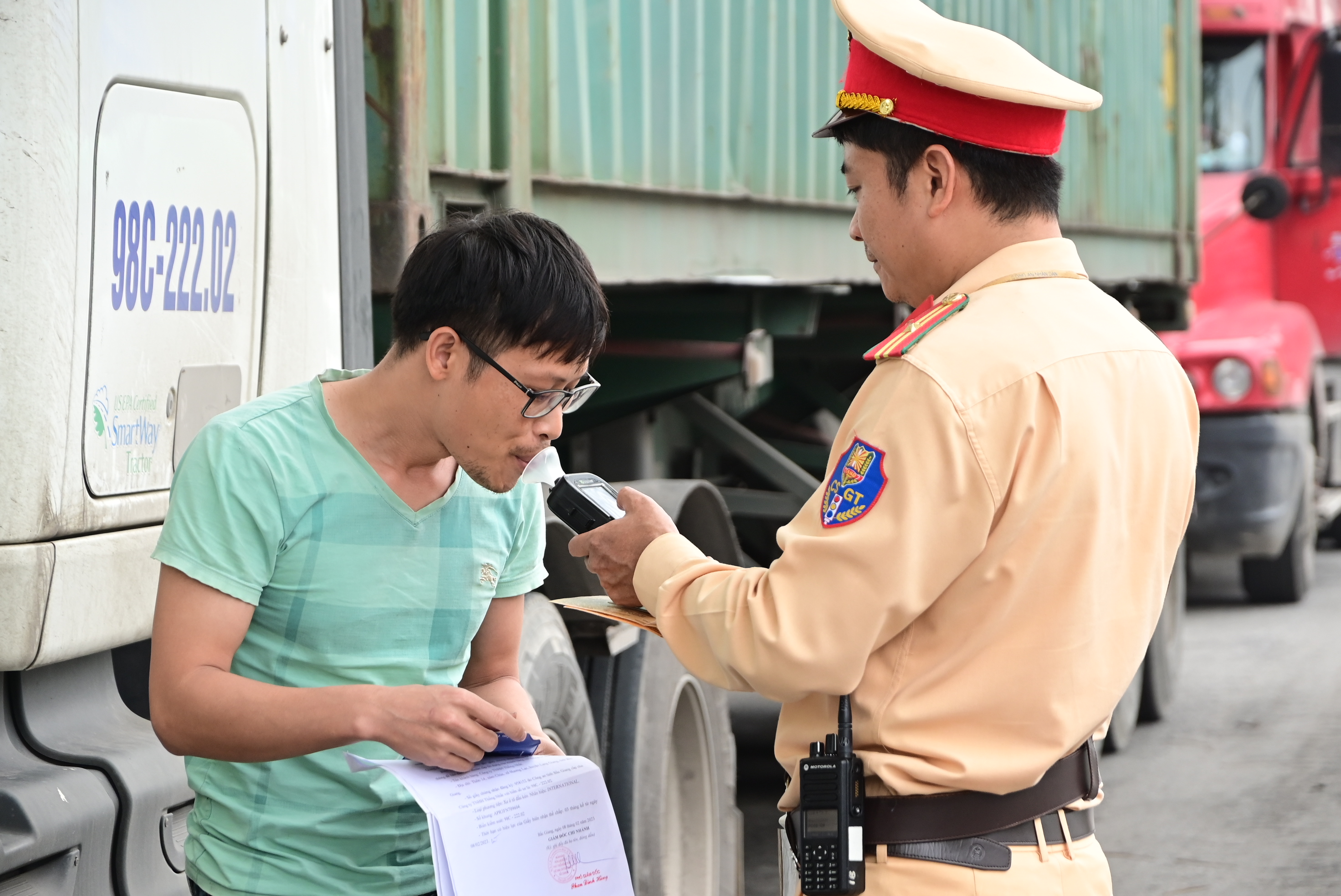 Vi phạm nồng độ cồn chiếm tỷ lệ cao, phạt người lái xe mô tô vi phạm chiếm gần 59% về số tiền xử phạt